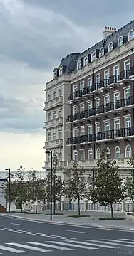 Satılır 3 otaqlı mənzil 128 m²