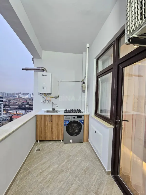 Satılır 2 otaqlı mənzil 67 m²