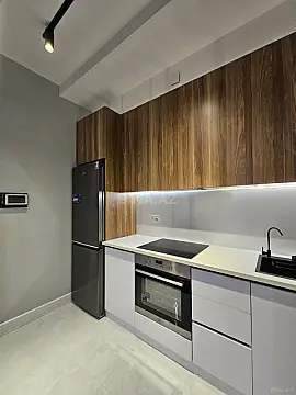 Satılır 2 otaqlı mənzil 67 m²