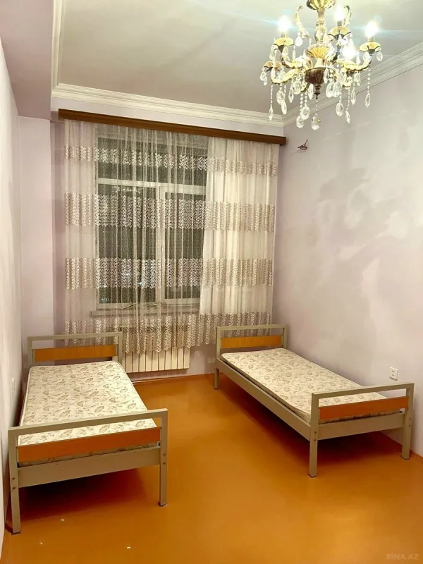 Kirayə verilir 3 otaqlı mənzil 115 m²