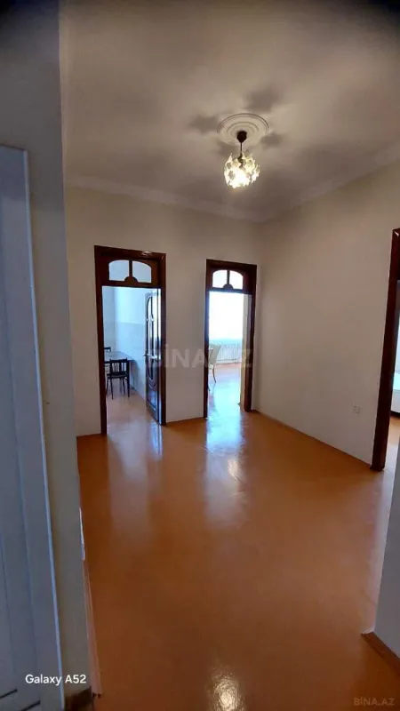 Kirayə verilir 3 otaqlı mənzil 115 m²