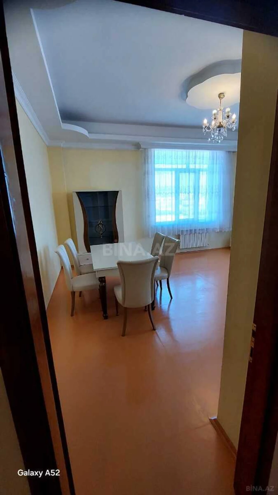 Kirayə verilir 3 otaqlı mənzil 115 m²