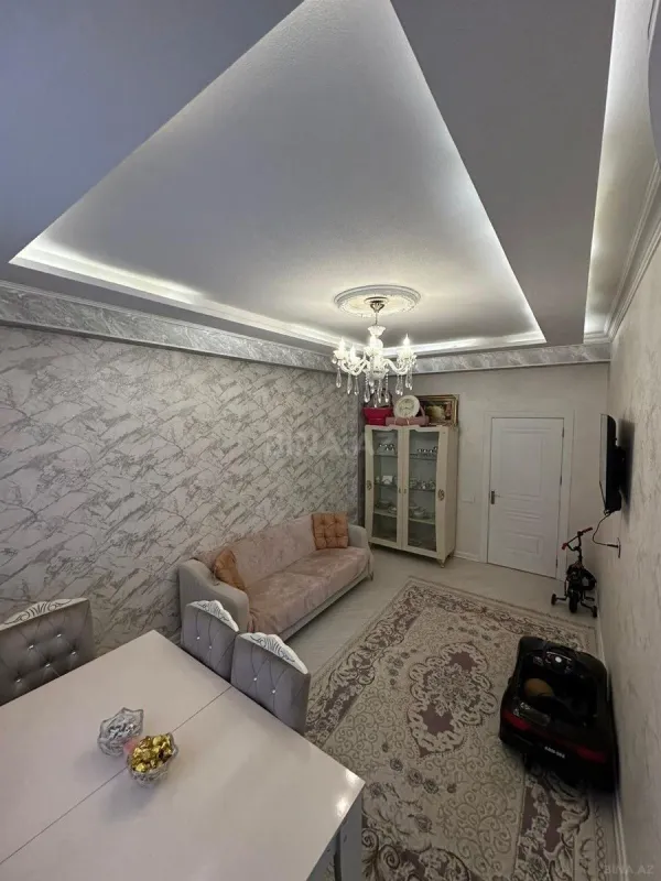 Satılır 2 otaqlı mənzil 60 m²