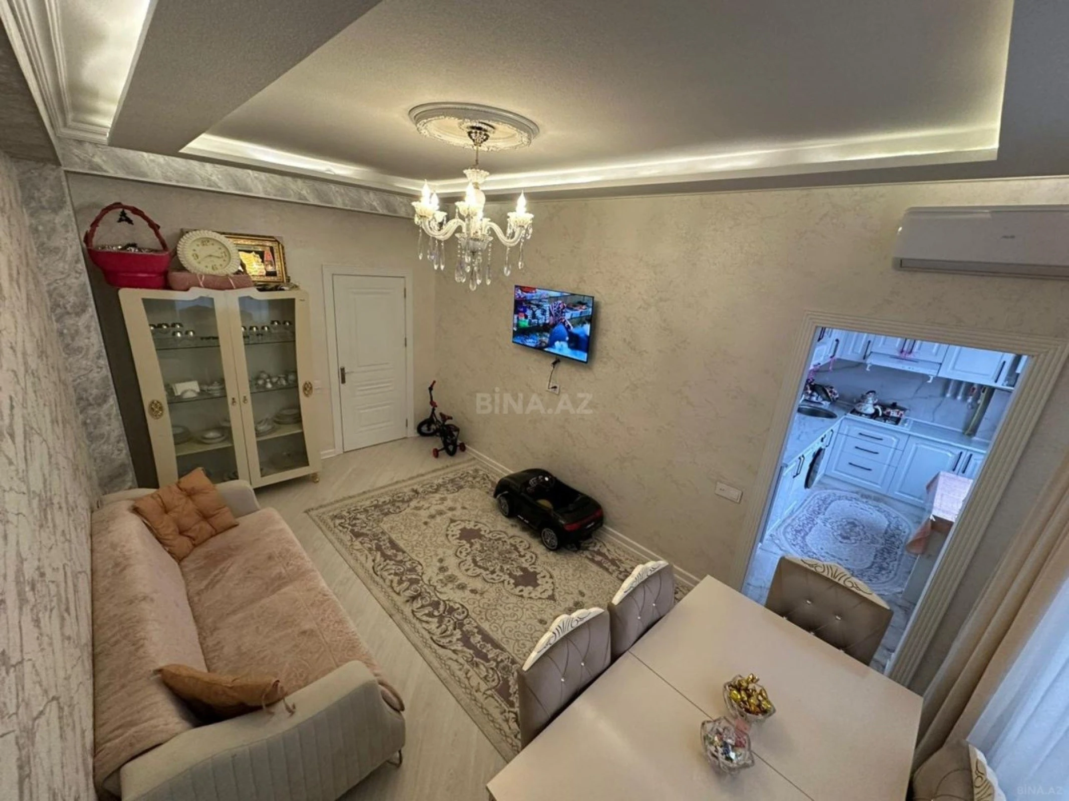 Satılır 2 otaqlı mənzil 60 m²