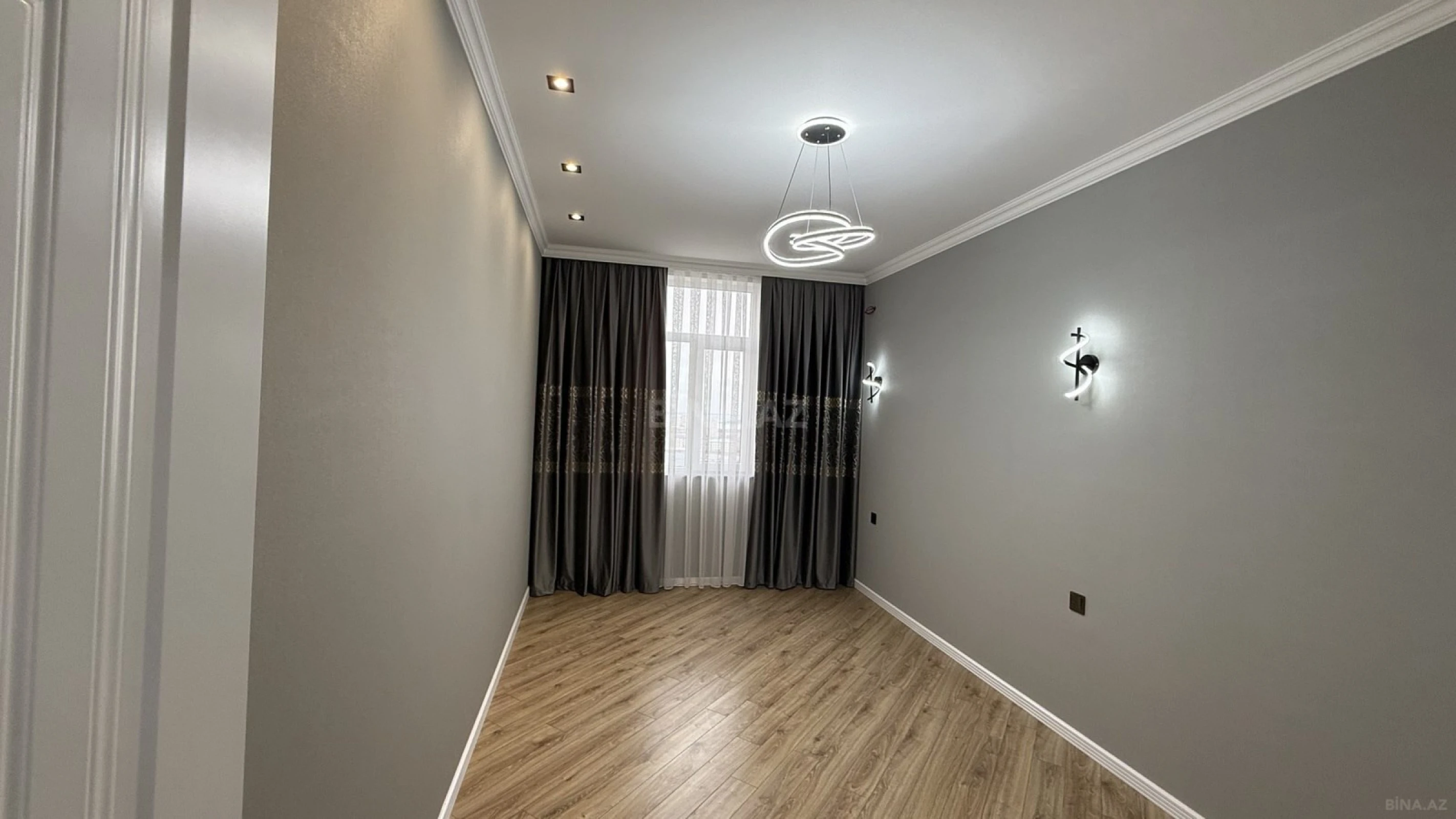 Satılır 3 otaqlı mənzil 84 m²