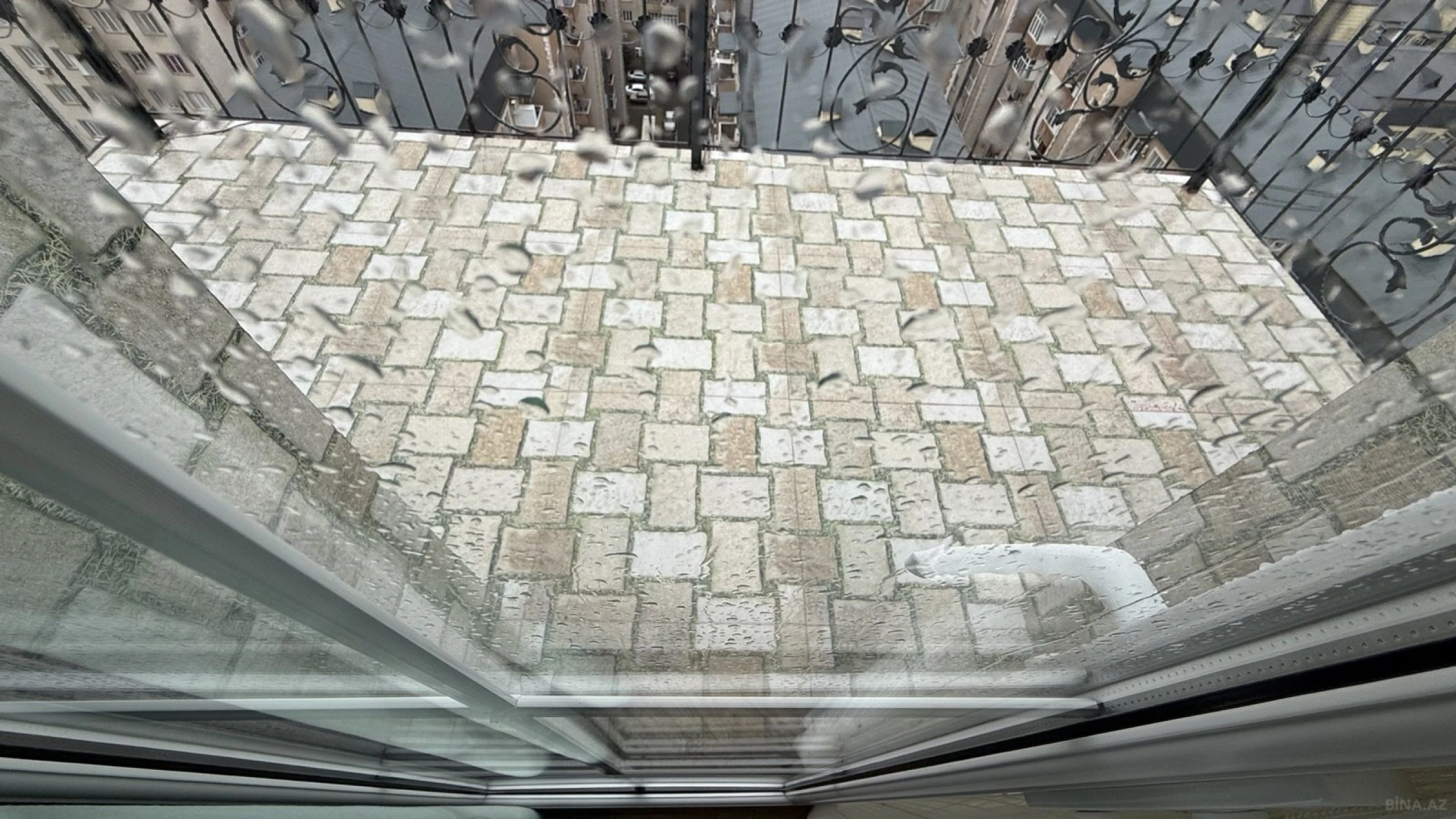Satılır 3 otaqlı mənzil 84 m²