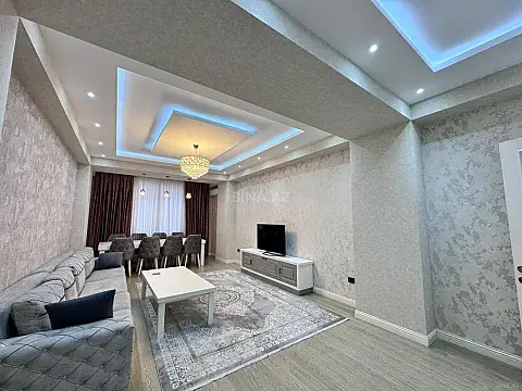 Satılır 3 otaqlı mənzil 165 m²