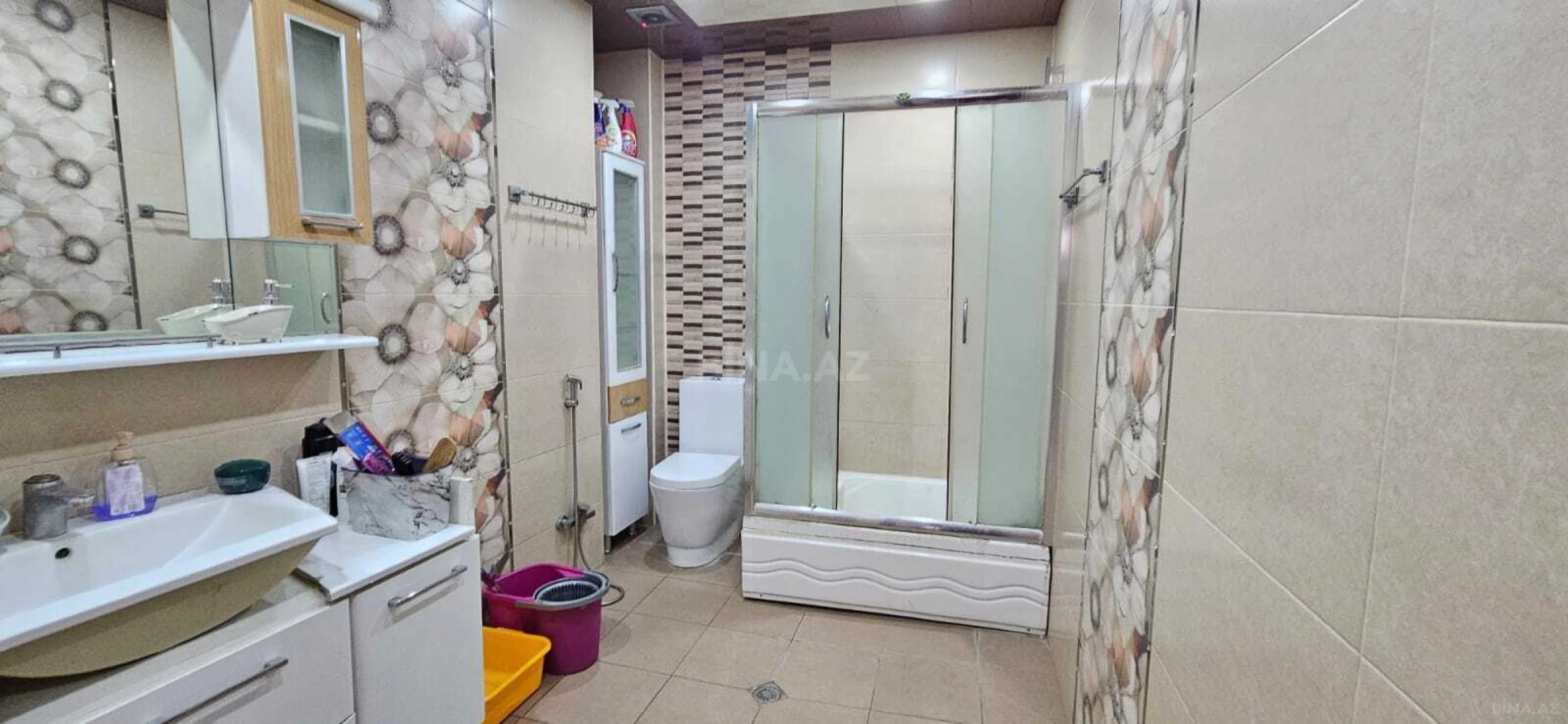 Satılır 3 otaqlı mənzil 125 m²