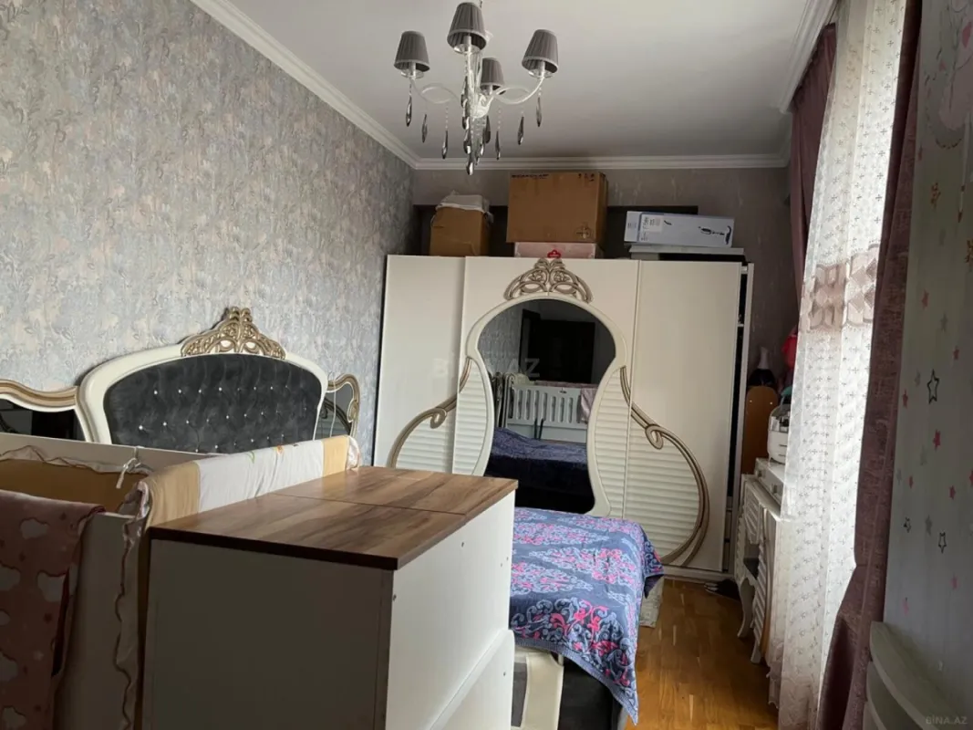Satılır 3 otaqlı mənzil 110 m²
