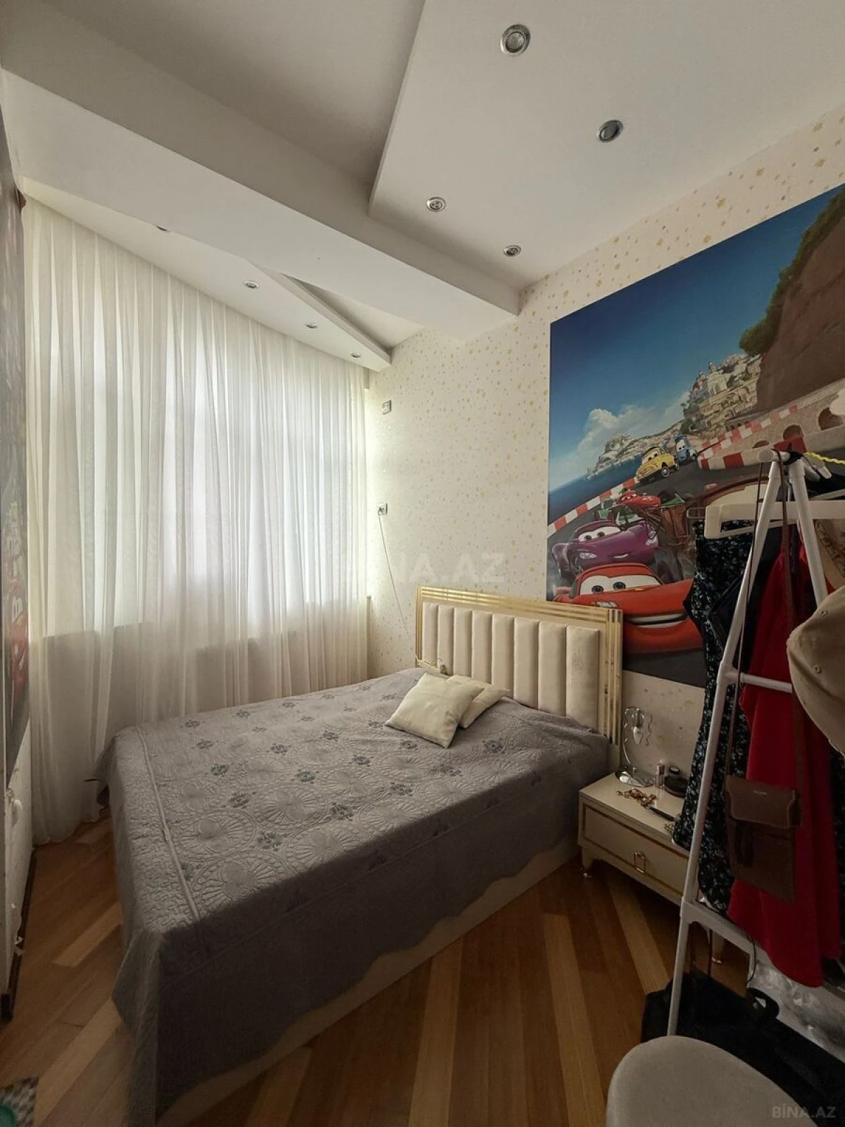 Kirayə verilir 3 otaqlı mənzil 120 m²