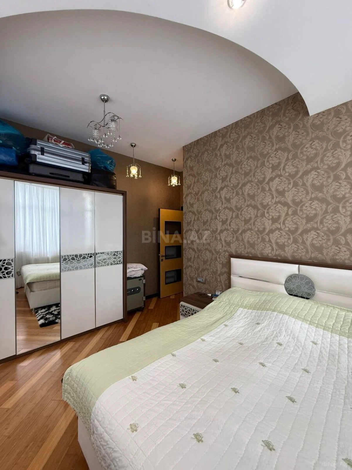 Kirayə verilir 3 otaqlı mənzil 120 m²