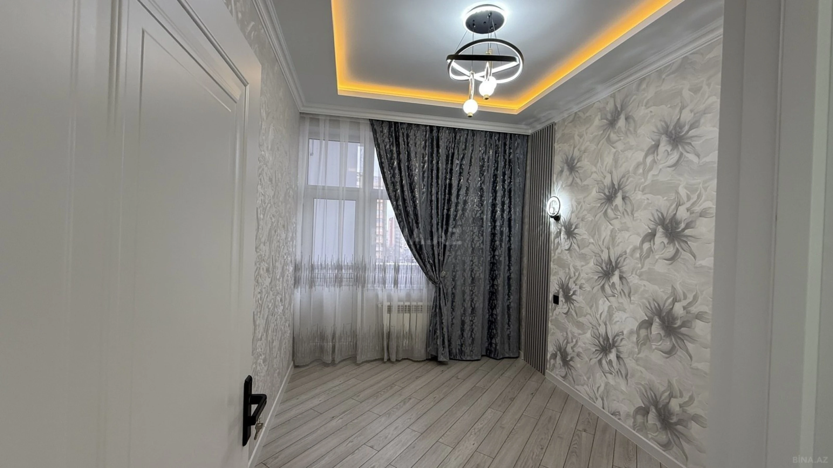 Satılır 3 otaqlı mənzil 75 m²