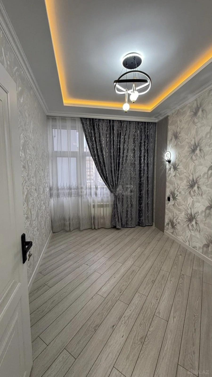 Satılır 3 otaqlı mənzil 75 m²