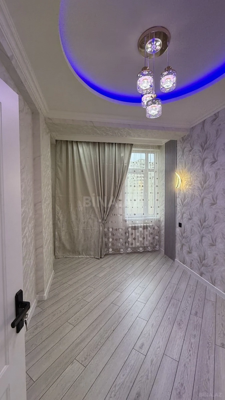 Satılır 3 otaqlı mənzil 75 m²
