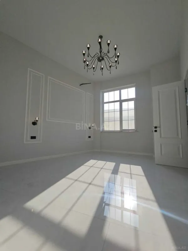 Satılır 3 otaqlı mənzil 105 m²