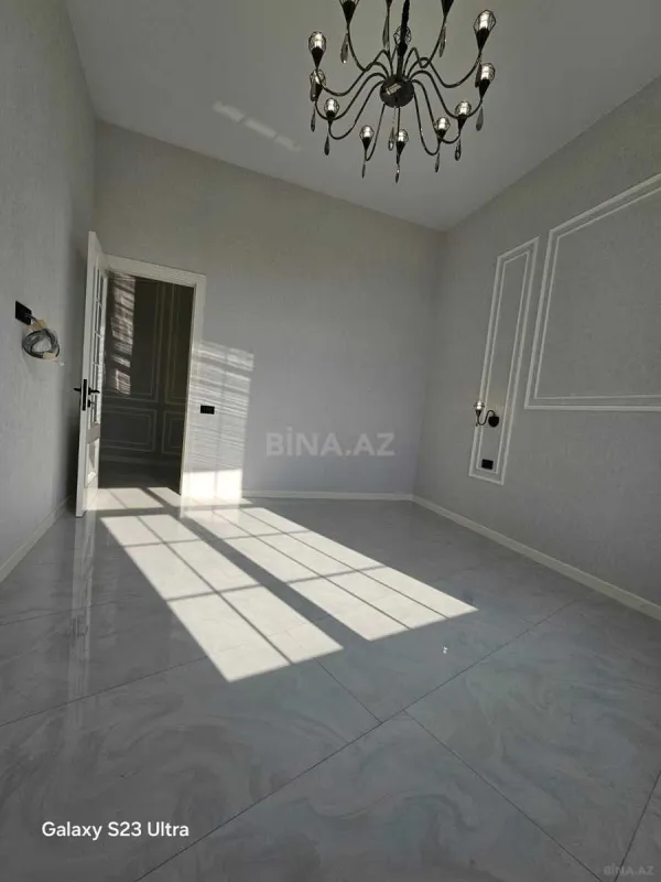 Satılır 3 otaqlı mənzil 105 m²