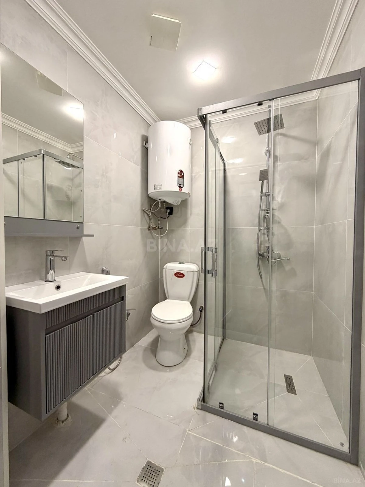 Satılır 1 otaqlı mənzil 40 m²