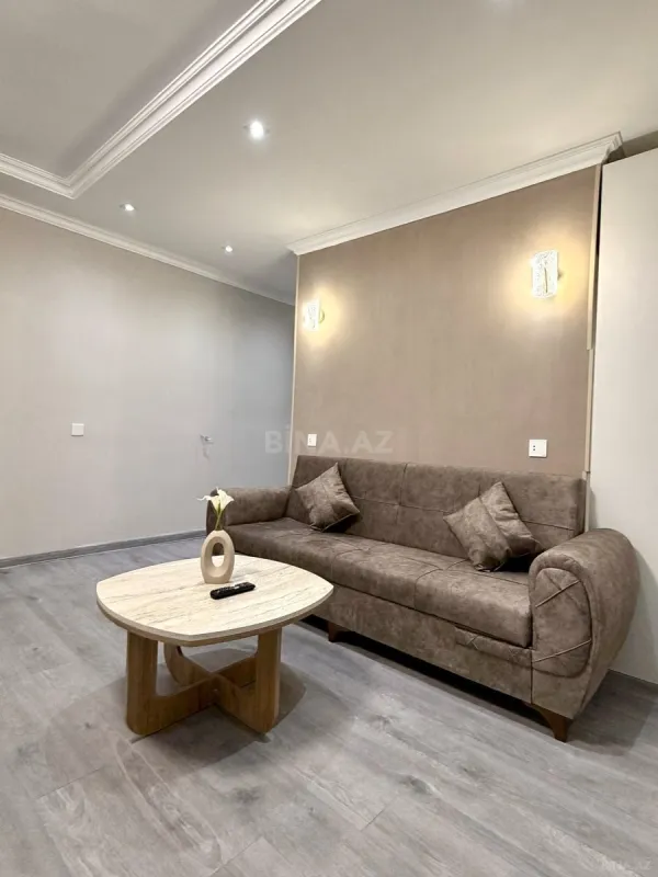 Satılır 1 otaqlı mənzil 40 m²