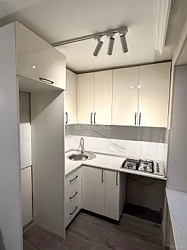 Satılır 1 otaqlı mənzil 40 m²