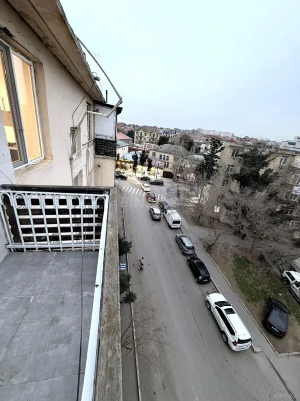 Satılır 1 otaqlı mənzil 40 m²
