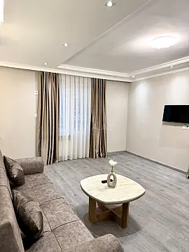 Satılır 1 otaqlı mənzil 40 m²