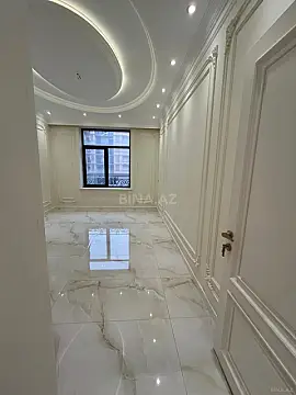 Satılır 5 otaqlı mənzil 195 m²