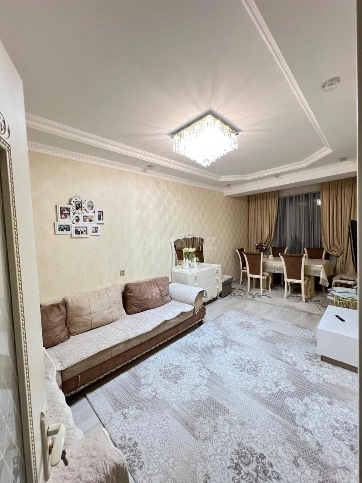 Satılır 2 otaqlı mənzil 58 m²