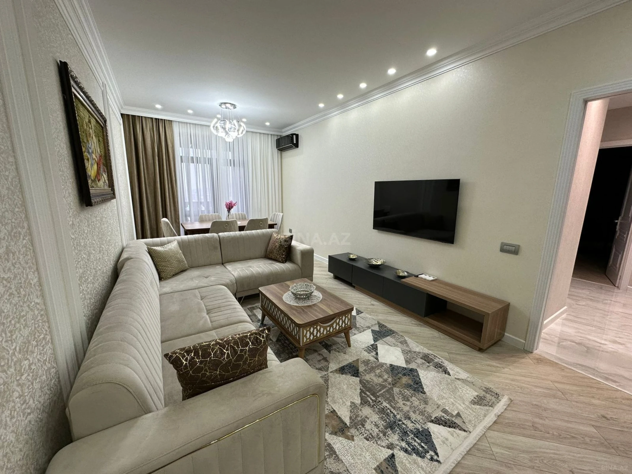 Kirayə verilir 3 otaqlı mənzil 110 m²