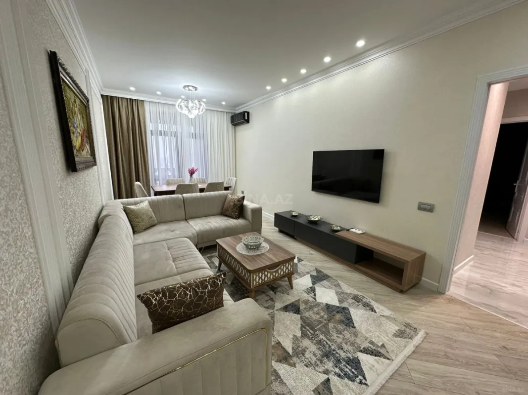 Kirayə verilir 3 otaqlı mənzil 110 m²