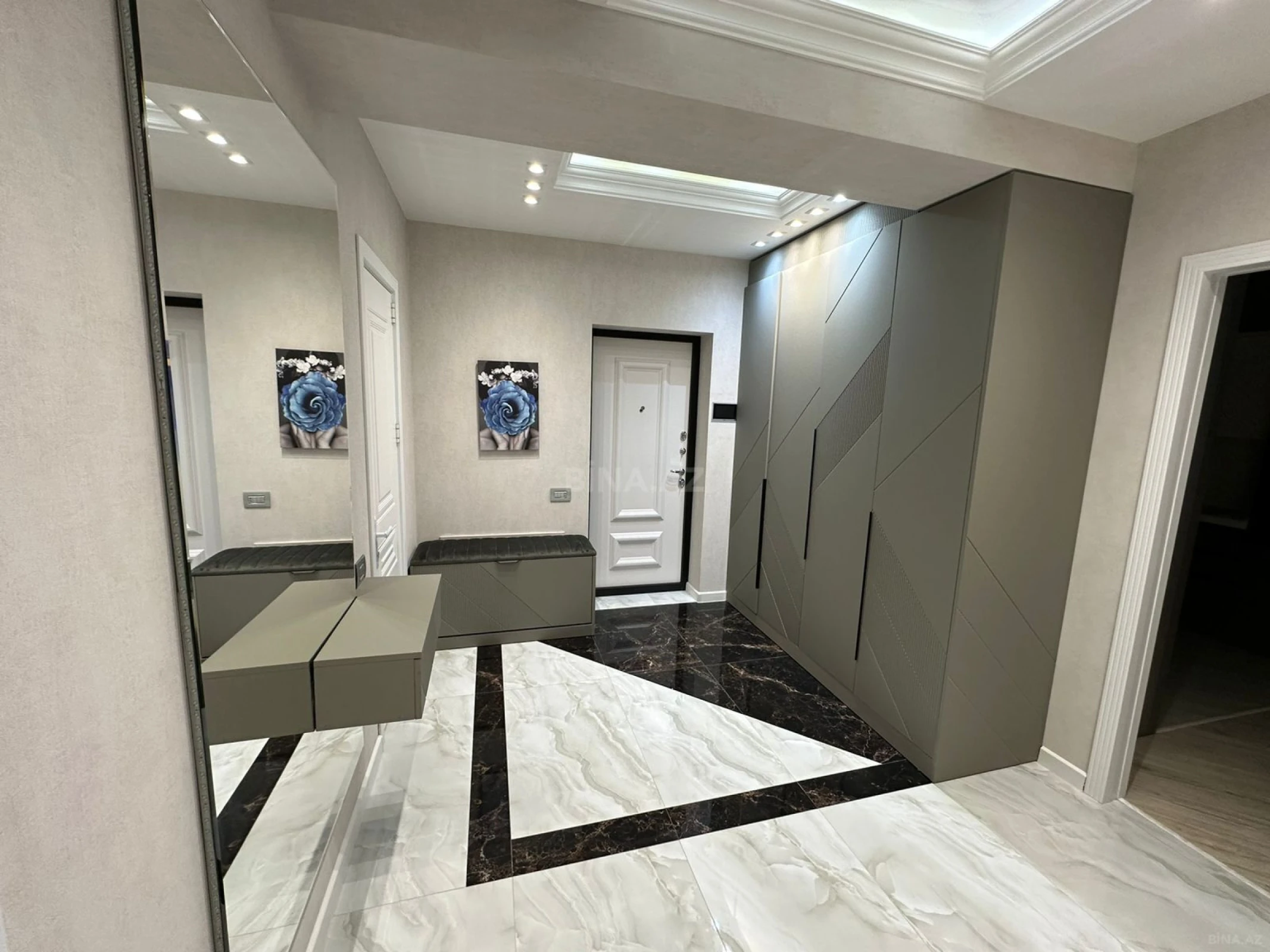 Kirayə verilir 3 otaqlı mənzil 110 m²