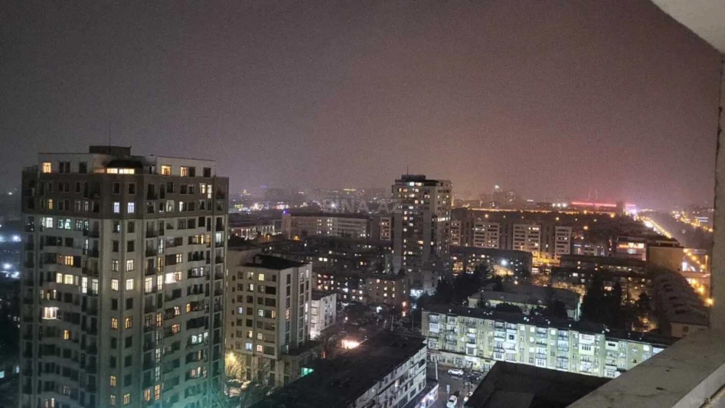 Satılır 3 otaqlı mənzil 155 m²