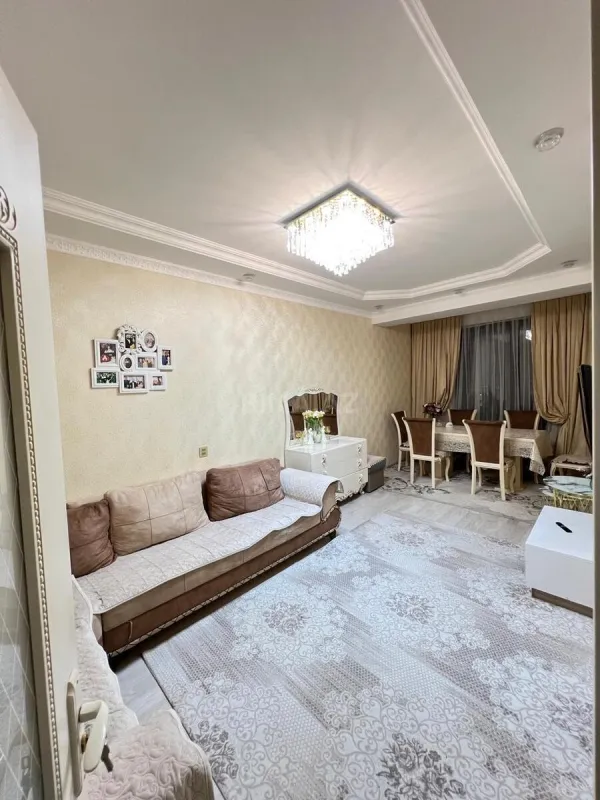Satılır 2 otaqlı mənzil 58 m²