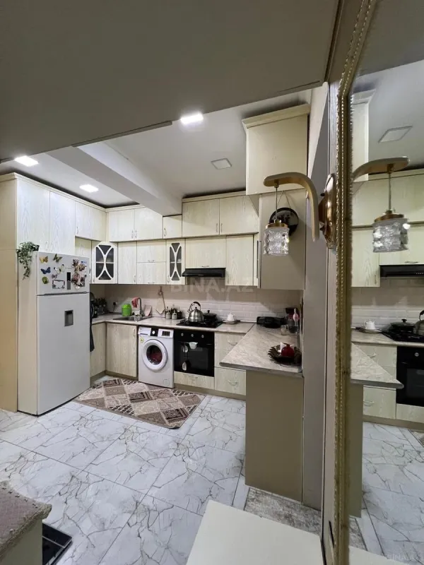 Satılır 2 otaqlı mənzil 58 m²