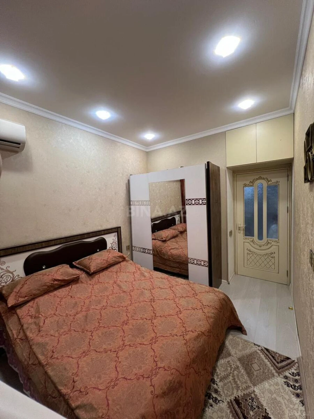 Satılır 2 otaqlı mənzil 58 m²