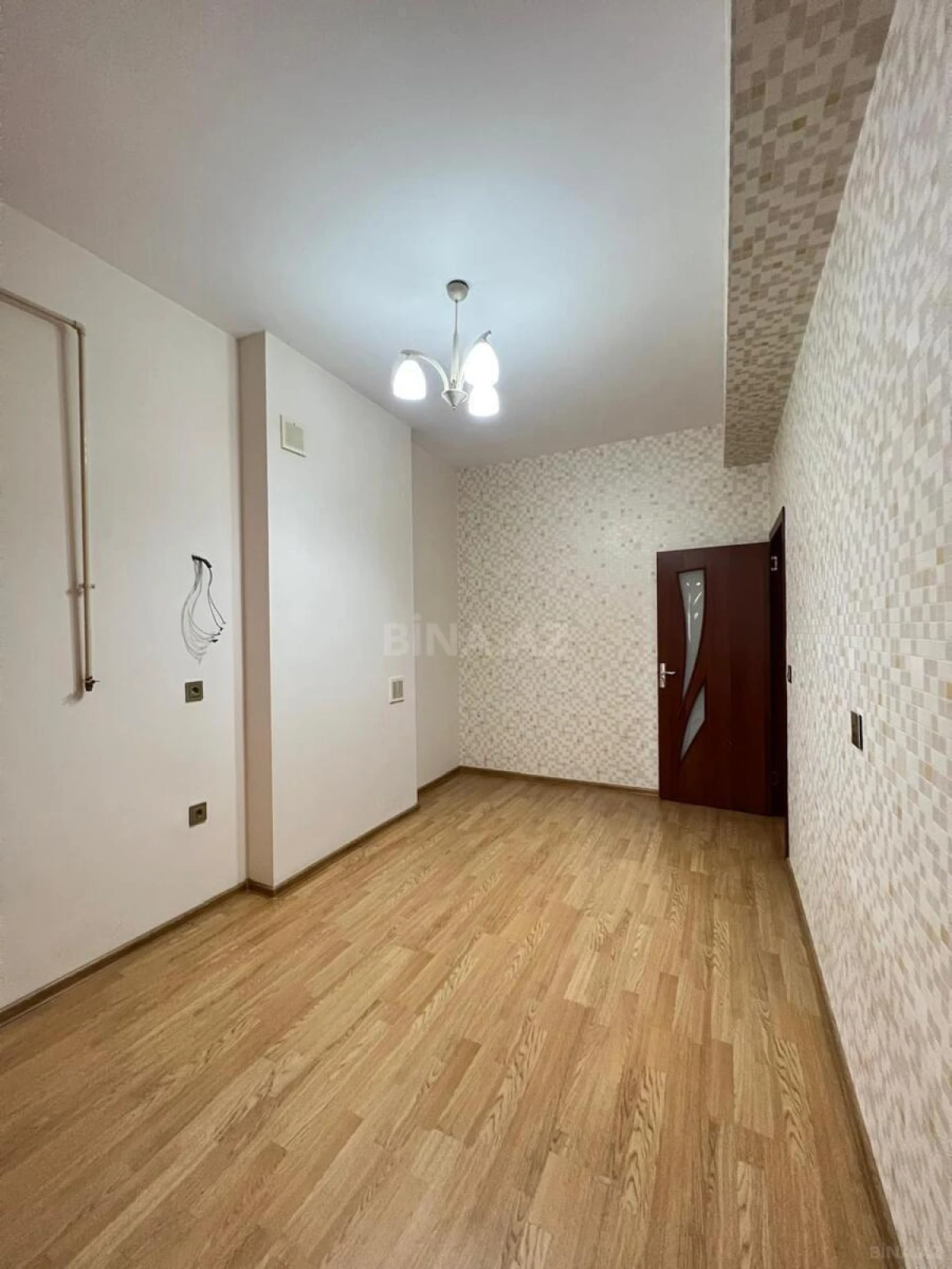 Satılır 1 otaqlı mənzil 54 m²