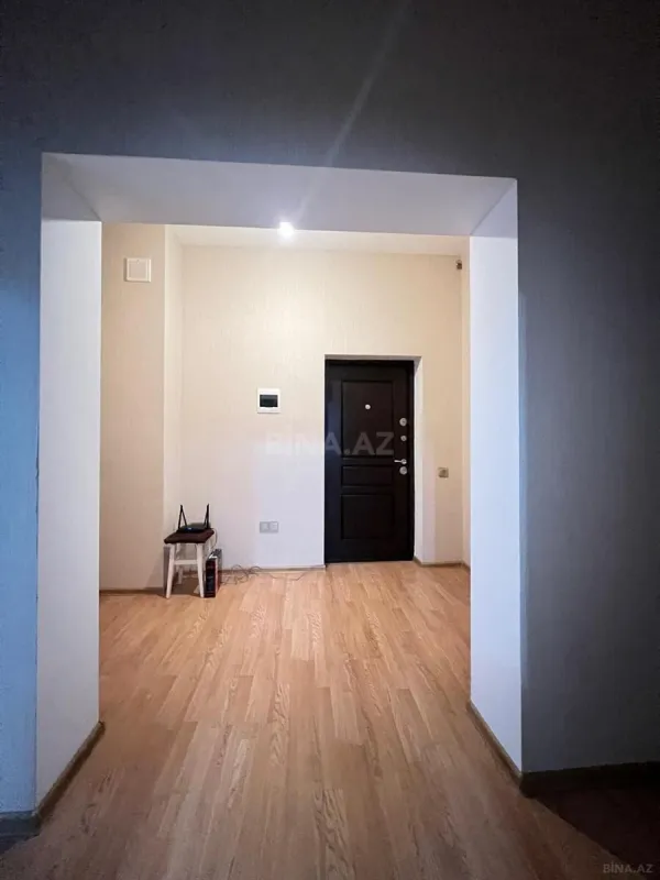 Satılır 1 otaqlı mənzil 54 m²