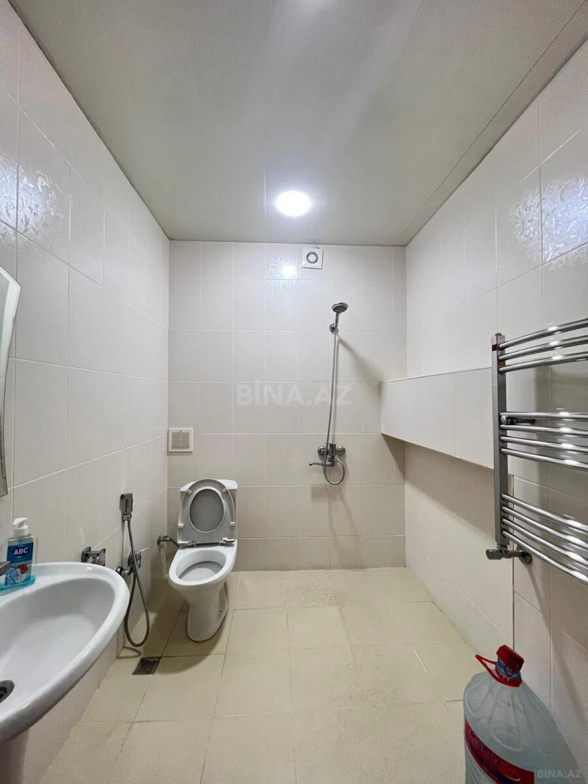 Satılır 1 otaqlı mənzil 54 m²