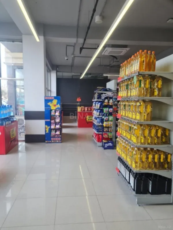 Satılır obyekt 1800 m²