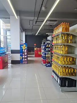 Satılır obyekt 1800 m²