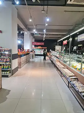 Satılır obyekt 1800 m²