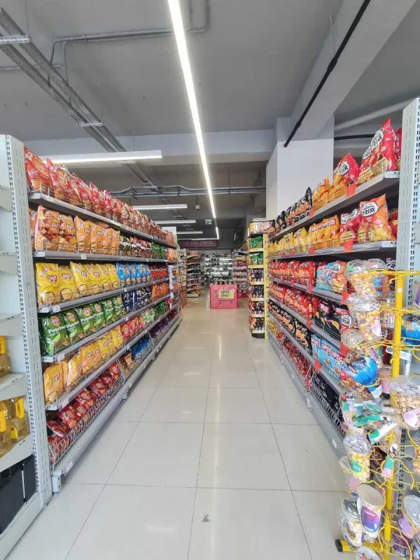 Satılır obyekt 1800 m²