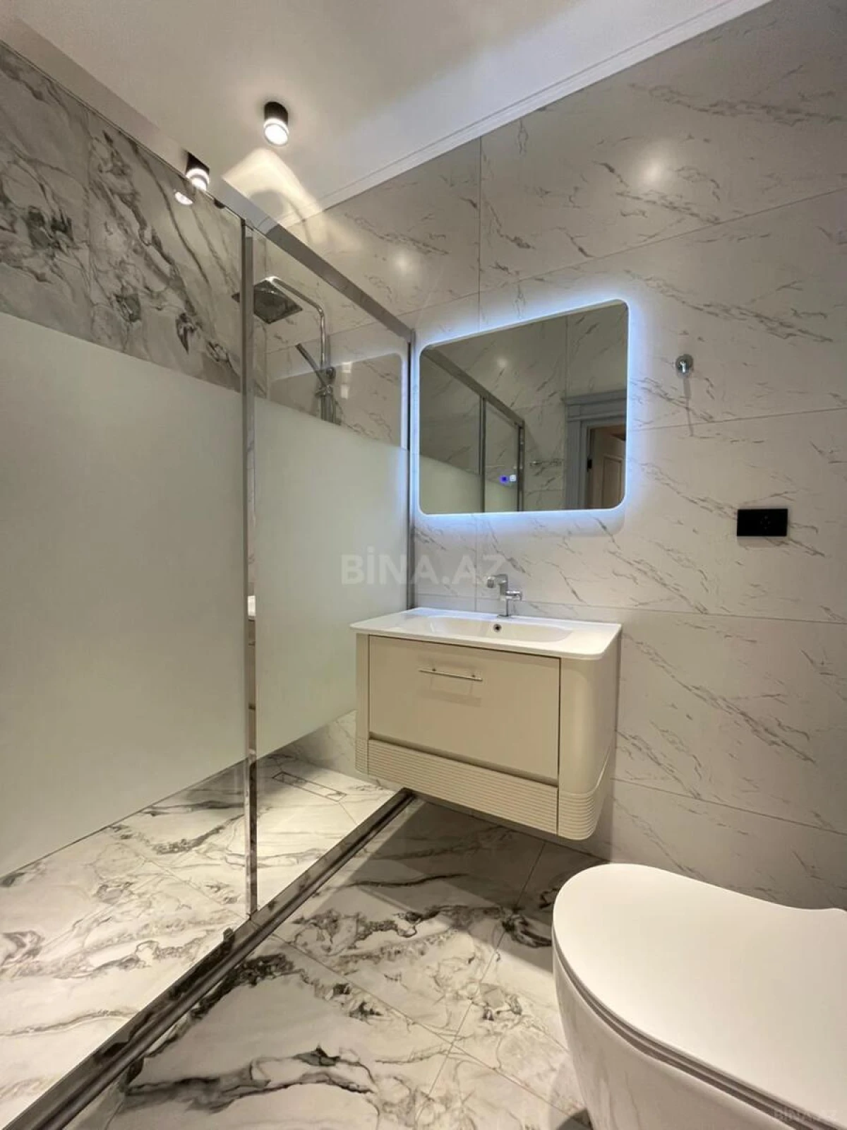 Satılır 3 otaqlı mənzil 85 m²