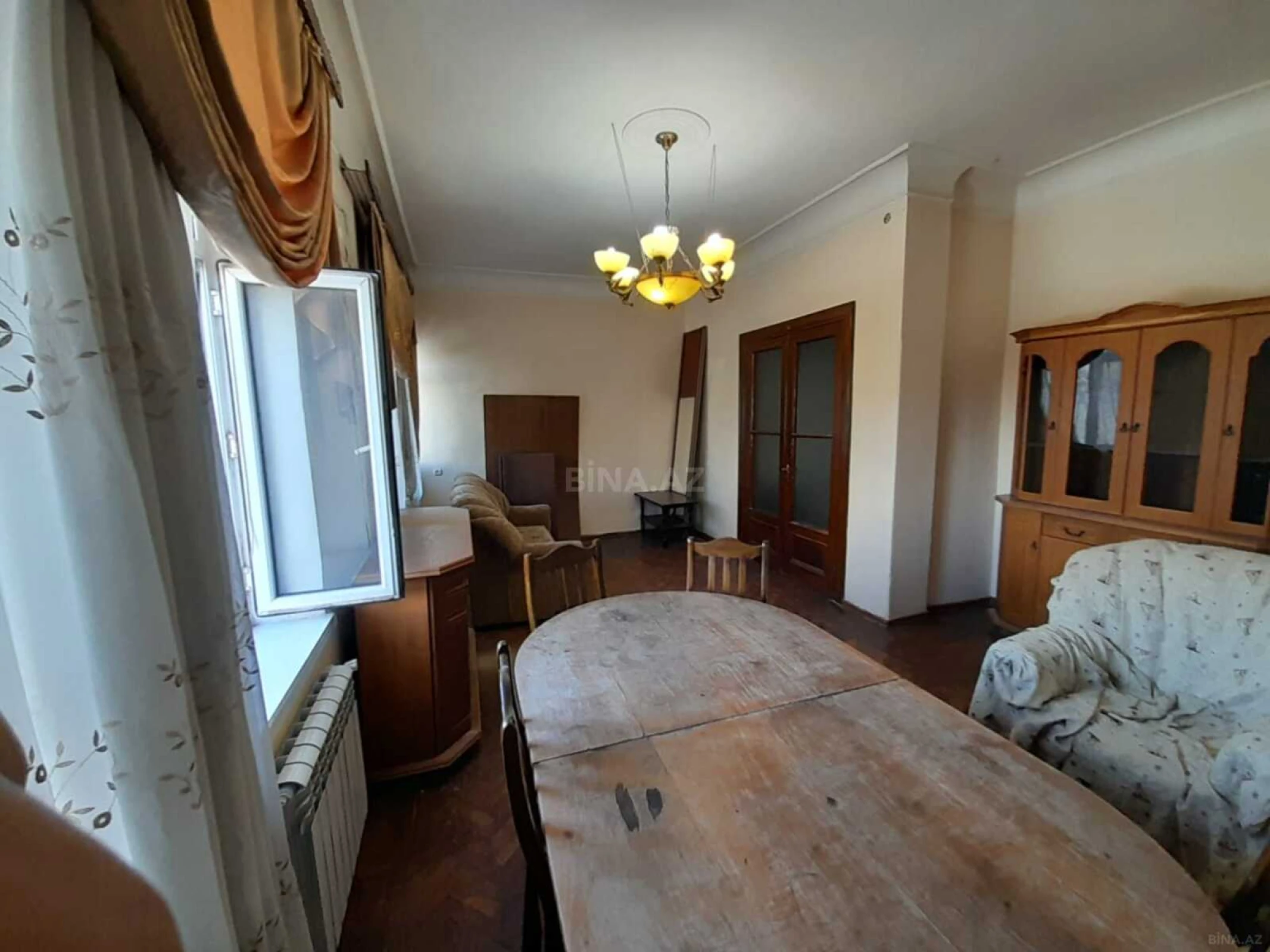 Satılır 3 otaqlı mənzil 95 m²