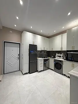 Kirayə verilir 2 otaqlı mənzil 80 m²