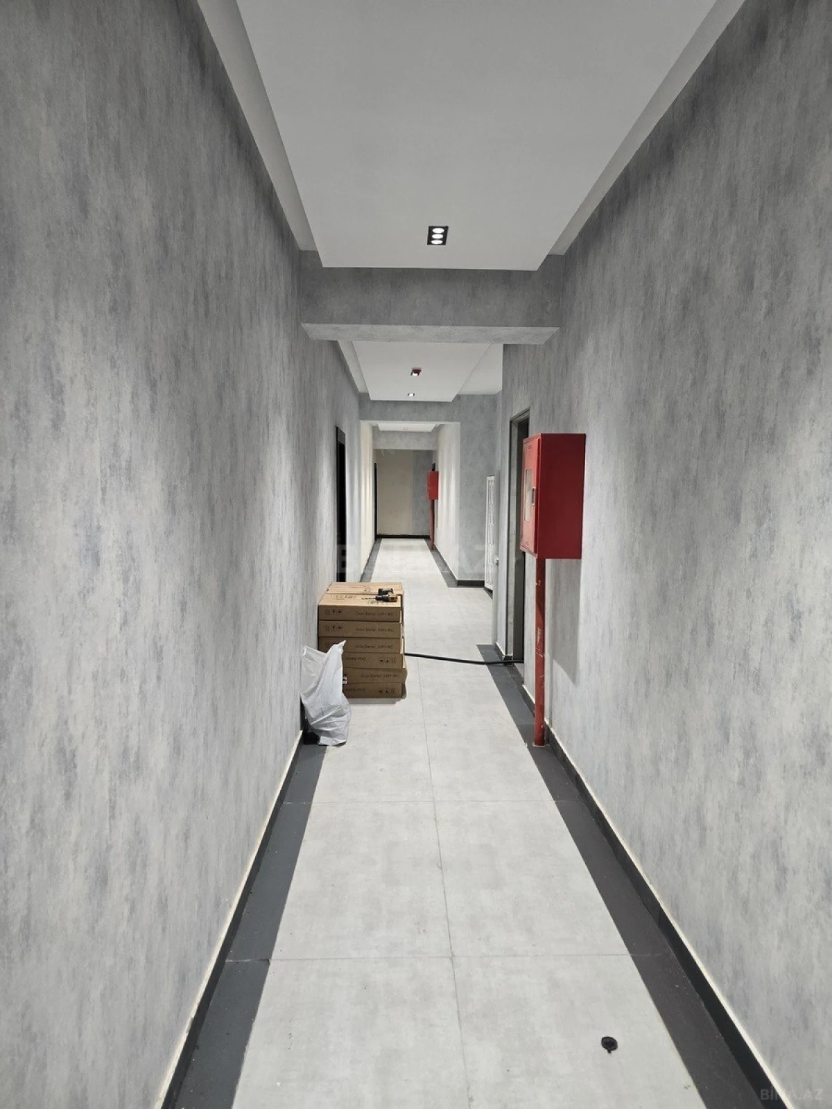 Satılır 2 otaqlı mənzil 75 m²