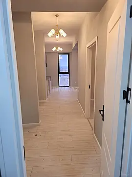 Satılır 2 otaqlı mənzil 75 m²