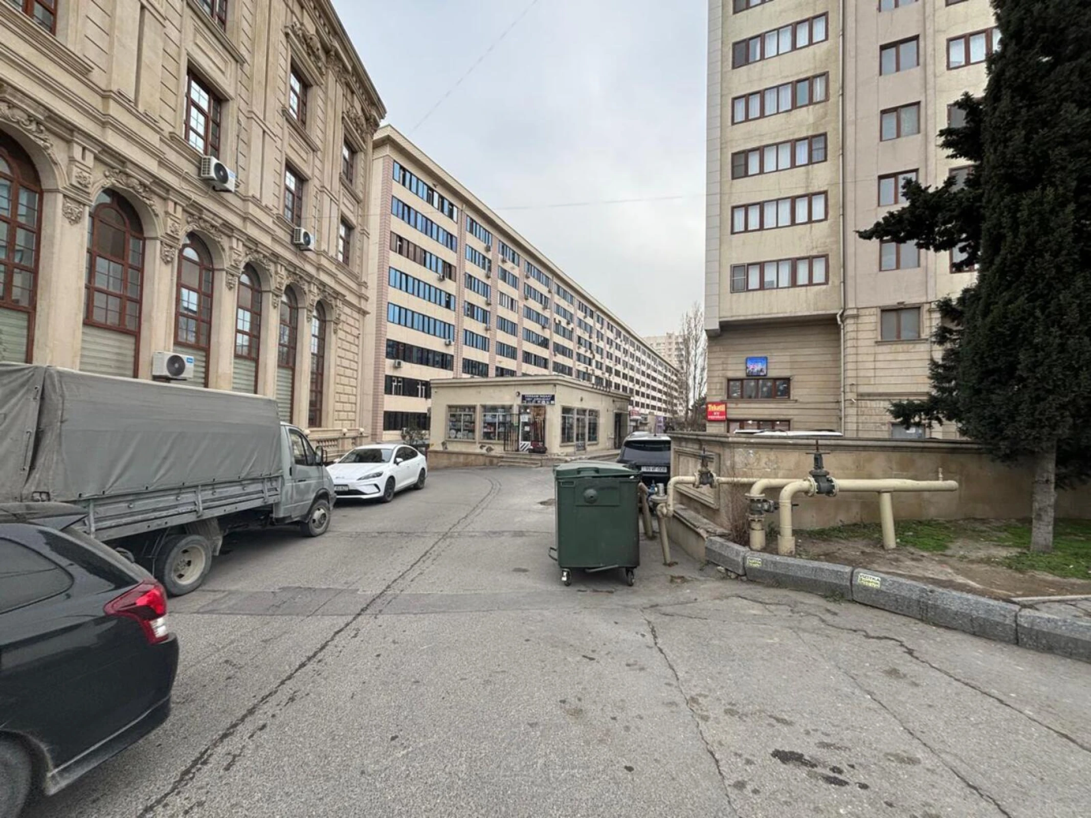 Kirayə verilir obyekt 55 m²