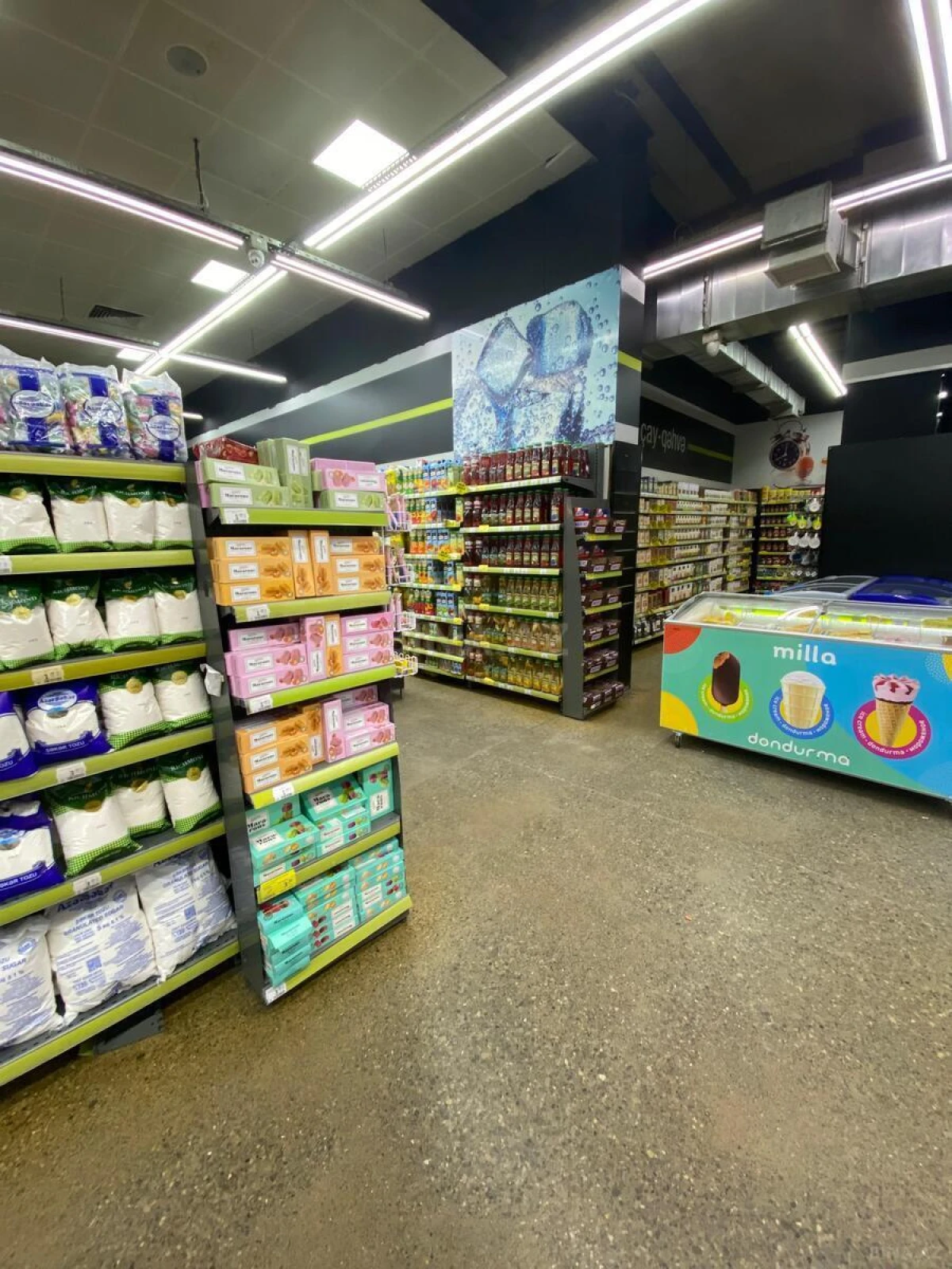 Satılır obyekt 1500 m²