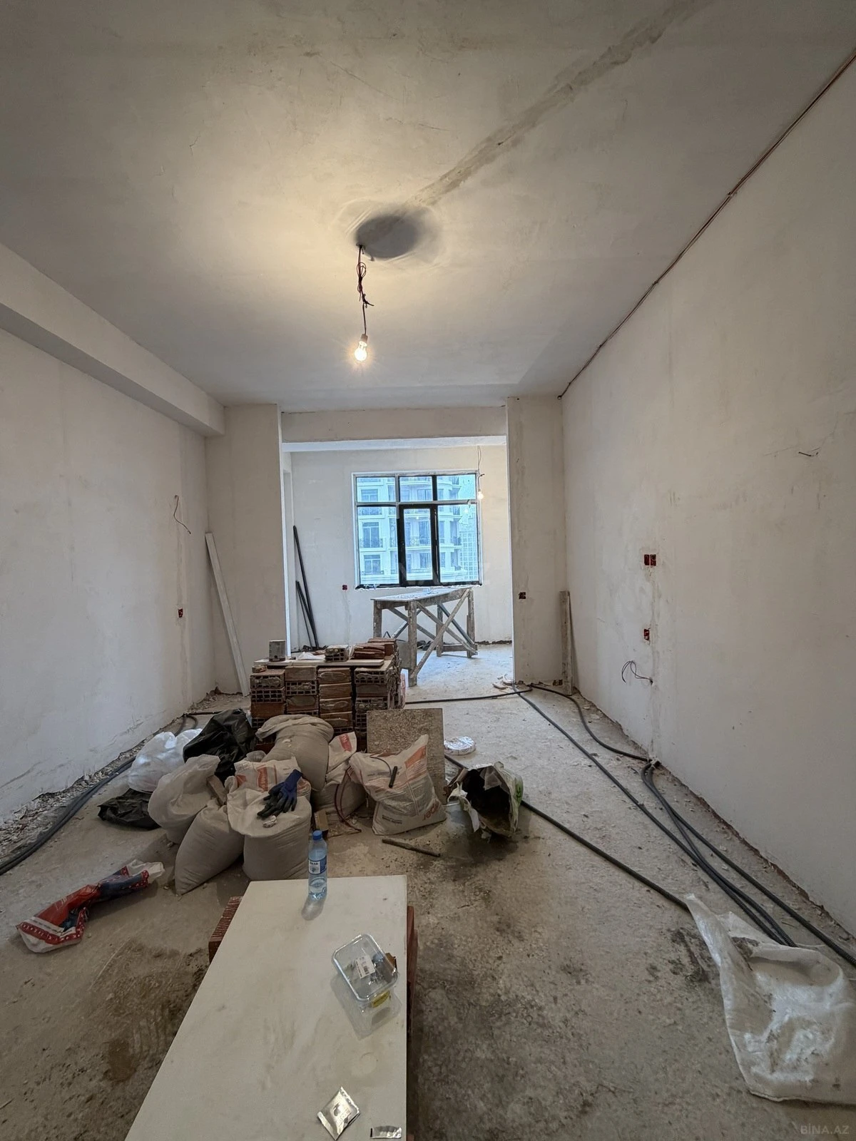 Satılır 3 otaqlı mənzil 81 m²