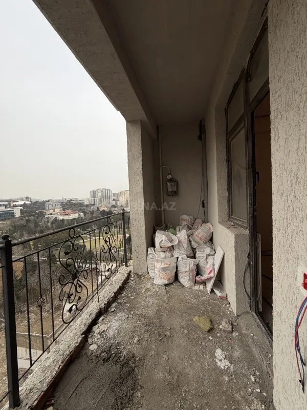 Satılır 3 otaqlı mənzil 81 m²